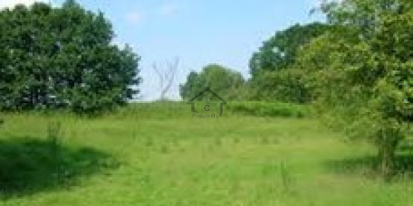 Khayaban-e-Amin, 5 Marla Plot Is Available For Sale