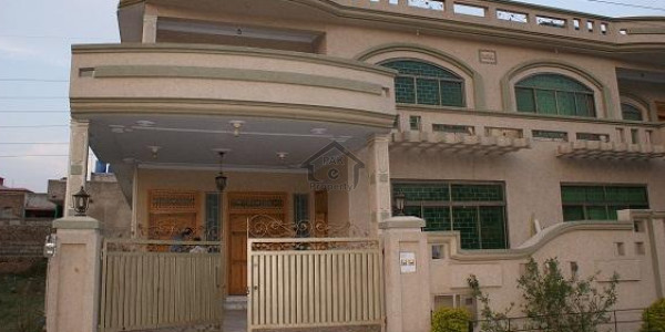 G-11/1-  6 Marla-  Street No 21 Margalla Facing House For Rent.