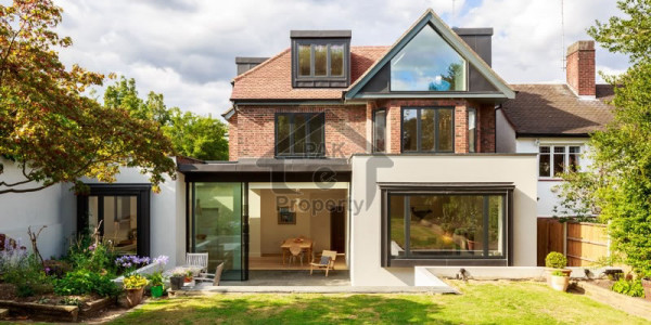 House At Airport Road Near Chiltan Housing