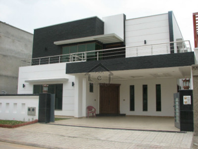 Canal View-   6 Marla-   Double Story Beautiful Furnished House For Sale.