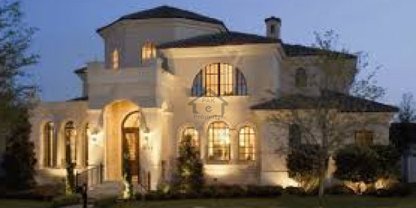 Akbar Road-   7 Marla-     Brand New Beautiful Furnished Bungalow For Sale.