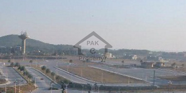 100 yards Tariq commercial street 1 west open