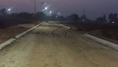 Khanewal Vehari Road - 100 Kanal Agricultural Land For Sale IN Vehari