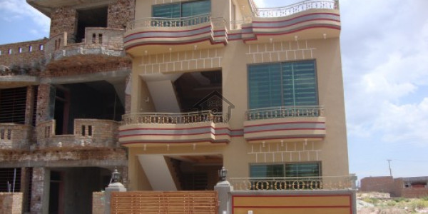 Raja Park-    6 Marla-     House For Sale.