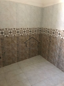 Brand New Double Story 10 Marla House in Lane 5 Azam Street