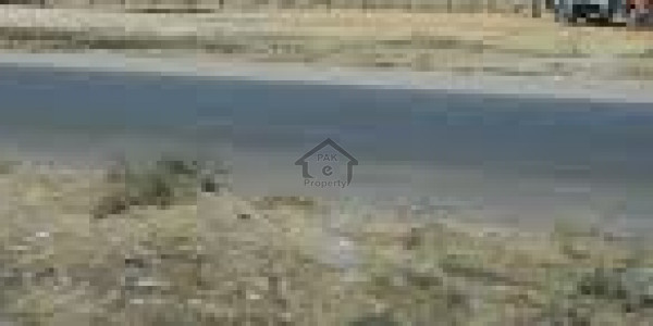 Al-Murtaza Commercial Area -  Close To Shaheen - 100 Square Yards Almurtaza Commercial Ideal Location Ideal Plot IN Karachi