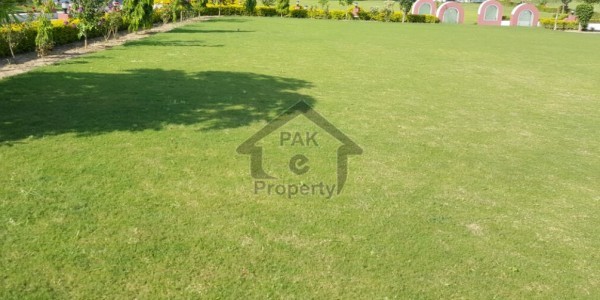 10 Marla Residential Plot For Sale In Bahria Town Phase 8 - Block L