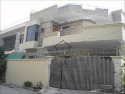 Muslim Town-Residential 10 Marla House For Sale In Lahore