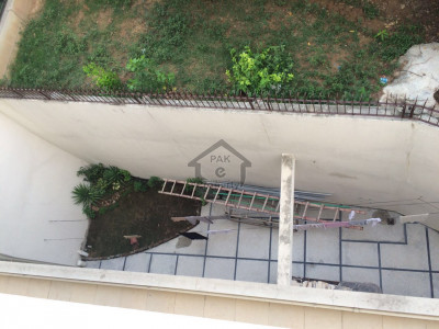 Wapda Town-10 Marla Used But Very Good Condition House For Sale In  Lahore