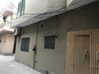 5 Bedroom Triple Storey Corner House at Gulshan Park