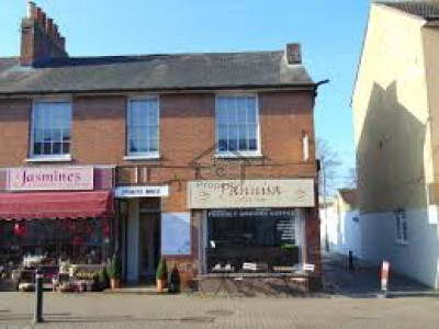 10 Marla-House Available For Sale At Gurdat Singh Road