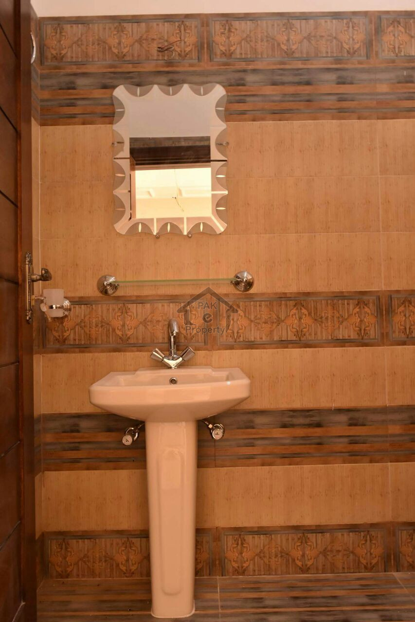 4 Beds Brand New Apartment In Country Courts Frere Town Frere Town, Karachi