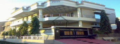 Kamra Road, 5 Marla House For Sale