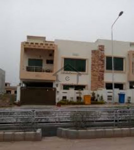 Gulshan Fatima, 5 Marla-House Is Available For Sale