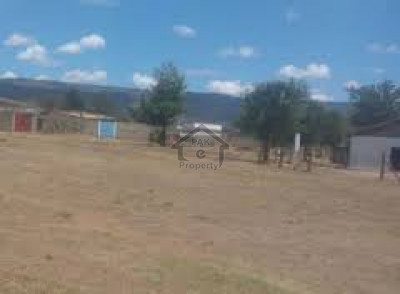 10 Marla Plot Is Available For Sale In Link Abbasia Town