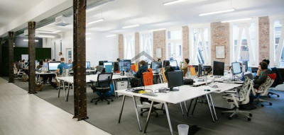 Shahra-e-Adalat, 280 Sq. Ft.Office For Sale