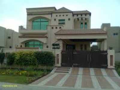 Fateh Town-6 Marla-Double Storey Beautiful Corner House For Sale in Okara