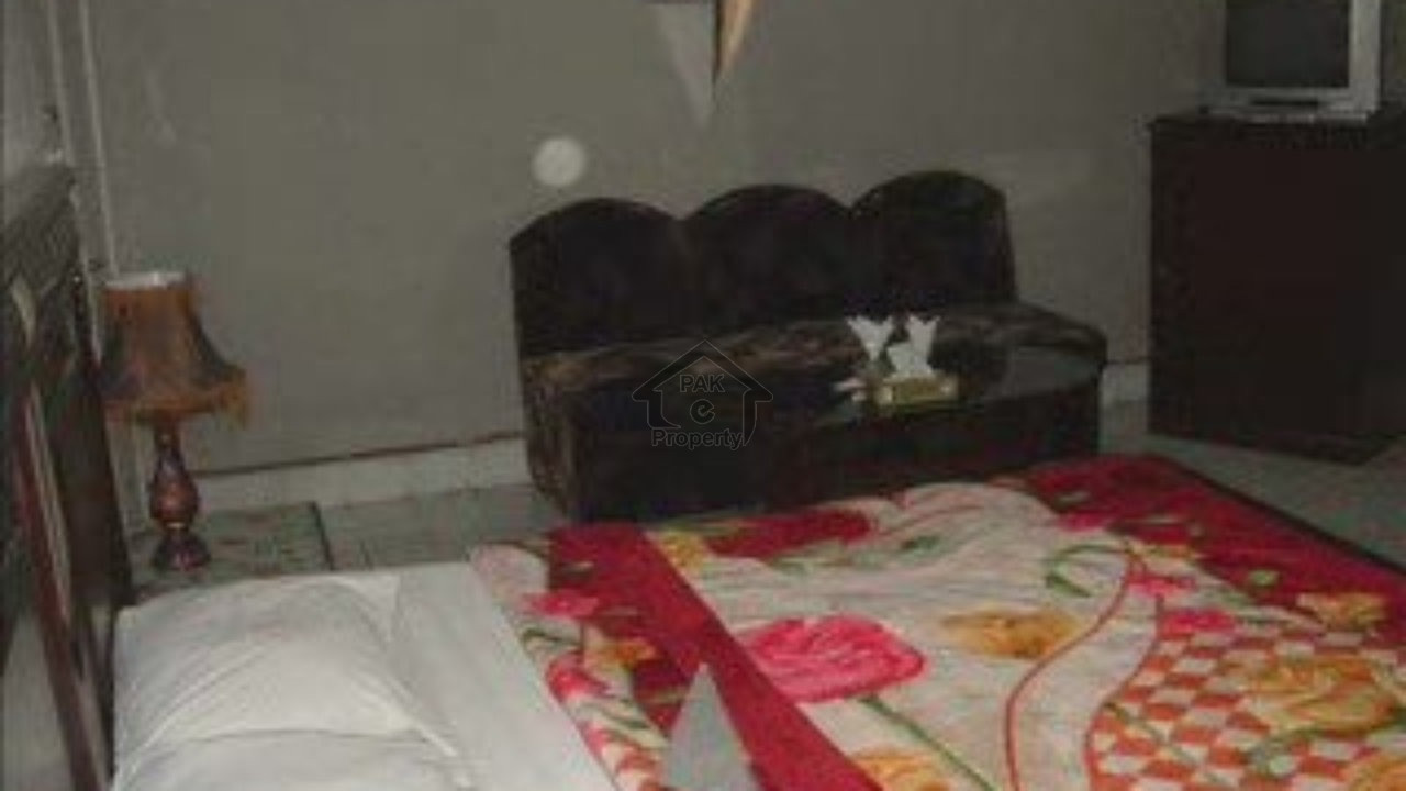 Upper Portion Available For Rent