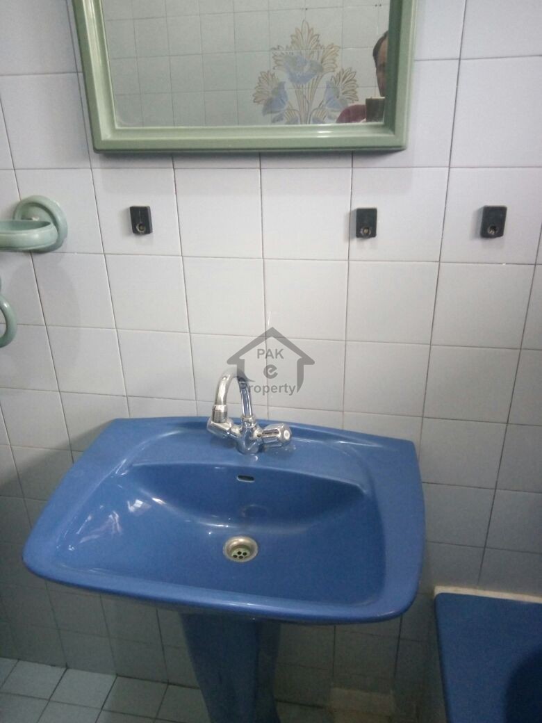 Beautiful Renovated House Available For Rent In Sector F-7 College Road