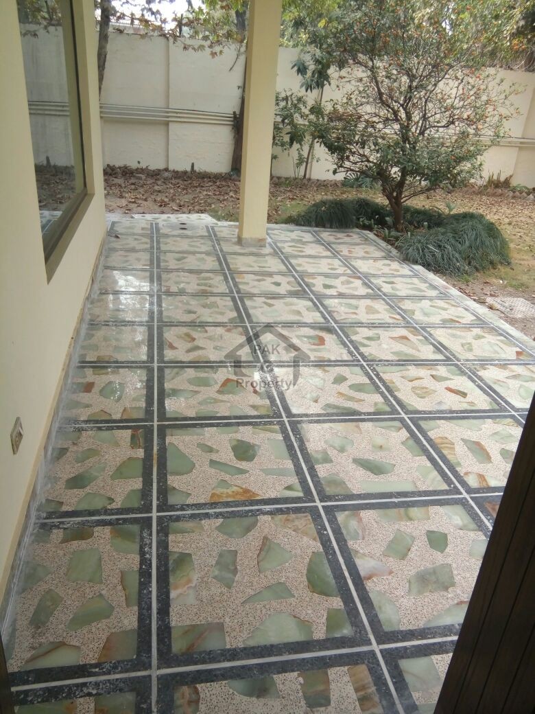 Beautiful Renovated House Available For Rent In Sector F-7 College Road