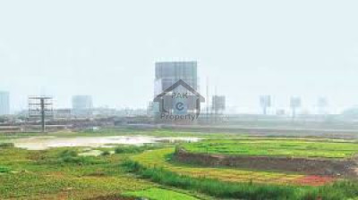 DHA Phase 8 - Block Z5, - 7 Marla Ideal Possession Plot Available For Sale..