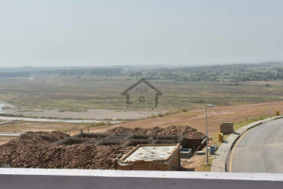 Bahria Town Phase 7, -1 Kanal  - Plot For Sale.