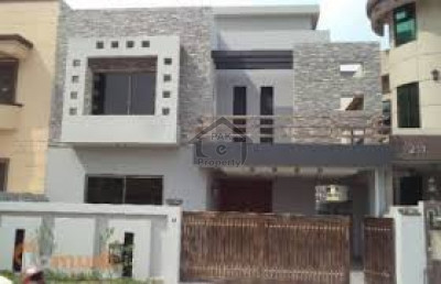 DHA Phase 6, - 10 Marla - House Is Available For Sale