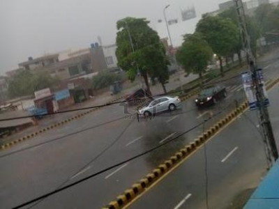 Pia Main boulevard 6 Marla commercial building