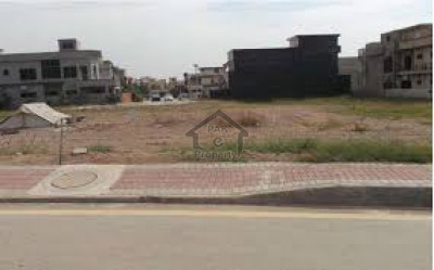 Bahria Enclave - Sector N, - 8 Marla - Plot for sale.