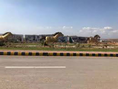 Bahria Enclave - Sector N, - 5 Marla Plot  For Sale .