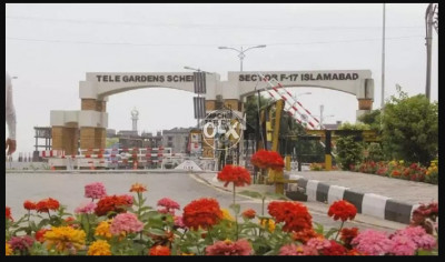 F-17 Multi Plot No. 872 St No 36 Corner Size 30x60 Rs.74Lac