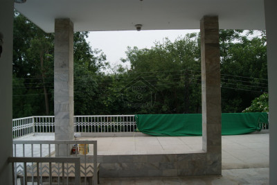 upper portion for rent