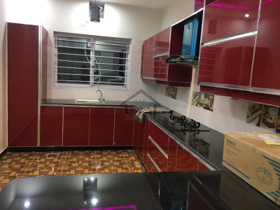 8.5 Marla Corner House For Sale In Abu Bakar Block Bahria Town Phase 8