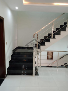 8.5 Marla Corner House For Sale In Abu Bakar Block Bahria Town Phase 8