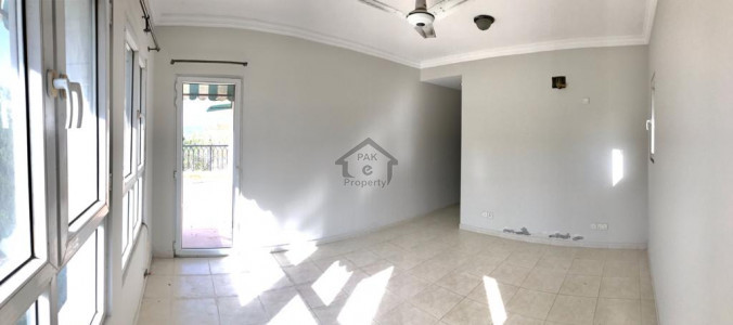 Beautiful Corner Park Facing Villa in the Heart of Islamabad at DHA-5