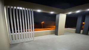 10 Marla House For Sale In Bahria Town Lahore Near Eiffel tower.