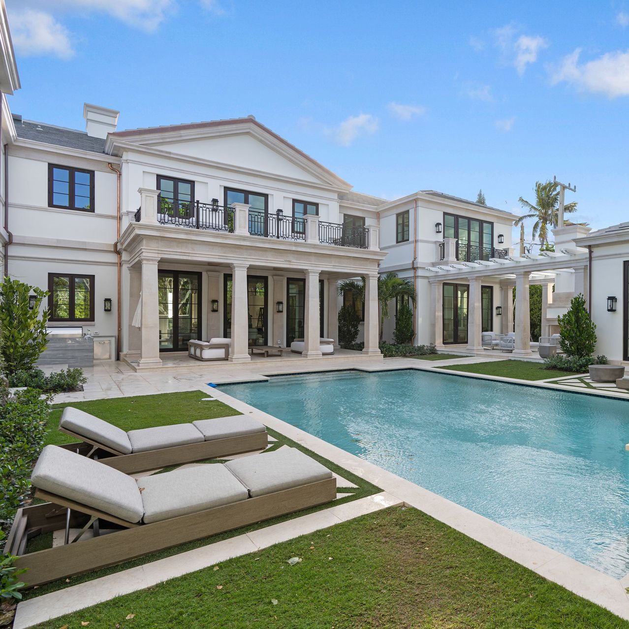 House For Sale In I-9/4