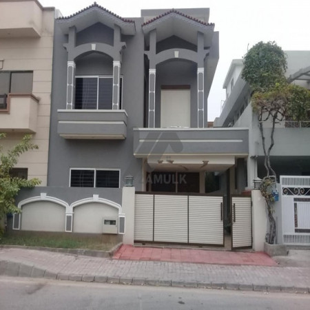 10 Marla House For Sale In Askari 10 - Sector E