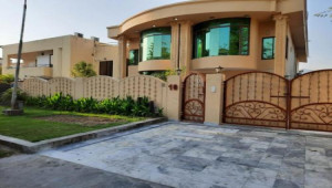 10 Marla House For Sale In Wapda Town Phase 1 - Block K2