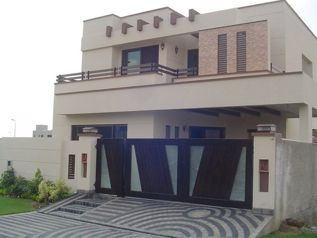 10 Marla House For Sale In DHA Phase 5