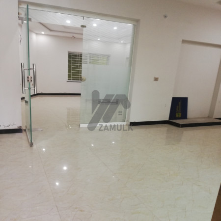 Warehouse For Rent On Main Multan Road