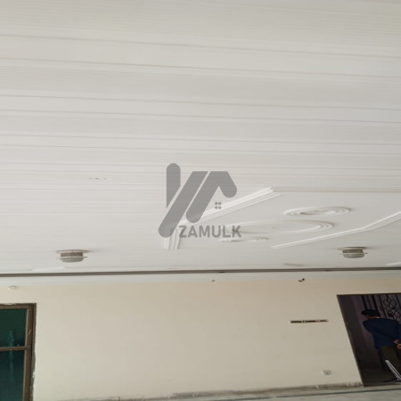 Ideal 800 sqft Office Available for Rent At susan Road best for Consultancy, IT work, Call Center