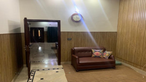 10.5 Marla House For Sale In Khyaban No 1 Faisalabad
